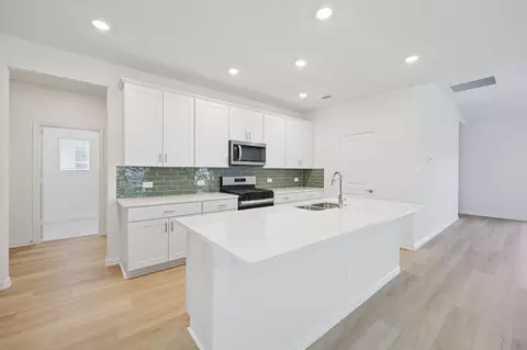 2119 Longchamp Ln, Seagoville, TX 75159