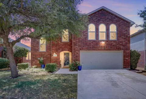 13825 High Mesa Rd, Roanoke, TX 76262