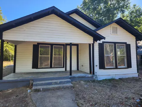 440 12th St NE, Paris, TX 75460