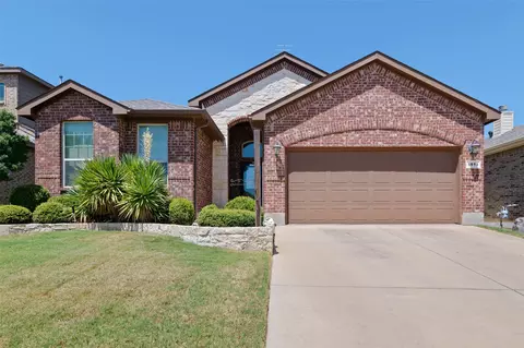 5813 Longmont Dr, Denton, TX 76208