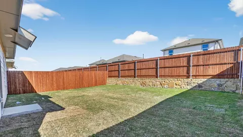 Exterior - 5540 Flannel Ln, Krum, TX 76249 photo 3 of 3