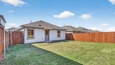 Exterior - 5540 Flannel Ln, Krum, TX 76249 photo 2 of 3