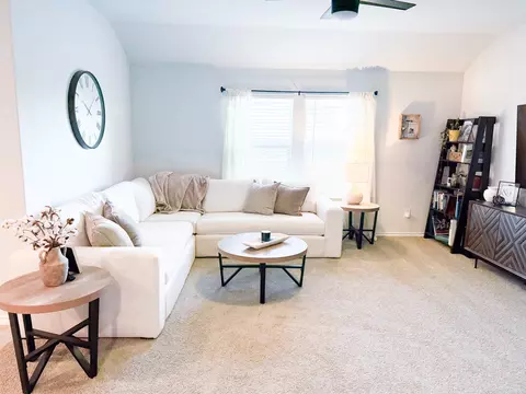 613 Whitecomb Ln, Justin, TX 76247