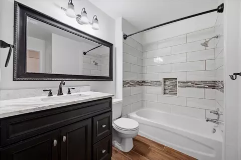 Bath - 41 Abbey Rd, Euless, TX 76039 photo 2 of 2