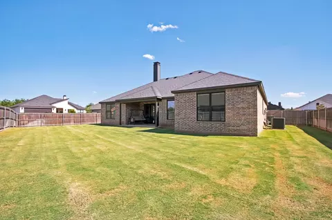 Exterior - 5002 Quesnel Ct, Abilene, TX 79606 photo 5 of 6