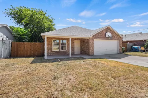 4920 S Peachtree Rd, Balch Springs, TX 75180