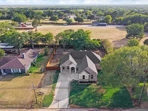 855 N Kaufman St, Seagoville, TX 75159