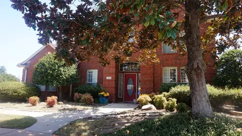1200 Winnipeg Dr, Lewisville, TX 75077