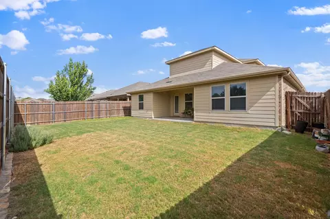 Exterior - 1012 Euston St, Denton, TX 76209 photo 8 of 8