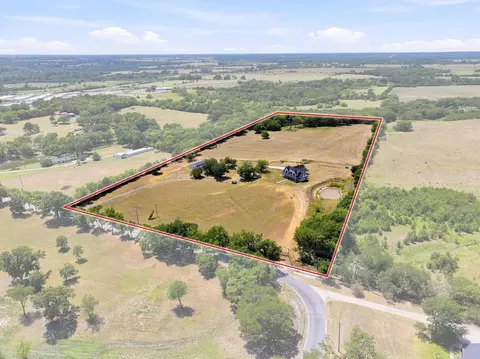 639 Eisenhower Rd, Denison, TX 75020