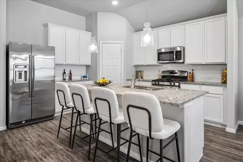Kitchen - 3304 Macaw Rd, Celina, TX 75009 photo 2 of 4