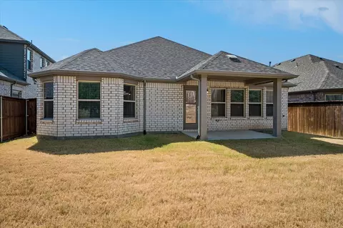 Exterior - 3304 Macaw Rd, Celina, TX 75009 photo 2 of 2