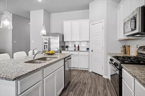 Kitchen - 3304 Macaw Rd, Celina, TX 75009 photo 3 of 4