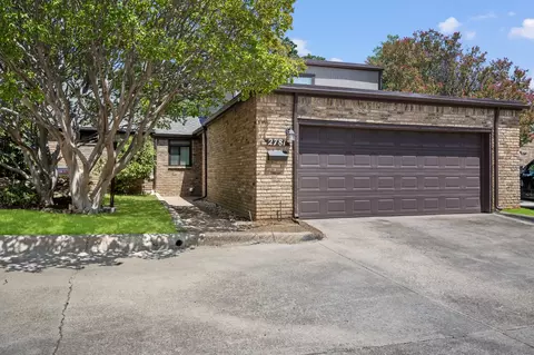 2781 Fairway Park St, Grand Prairie, TX 75050