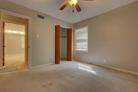 Bedroom - 2012 Mountainview Dr, Waco, TX 76710 photo 5 of 6