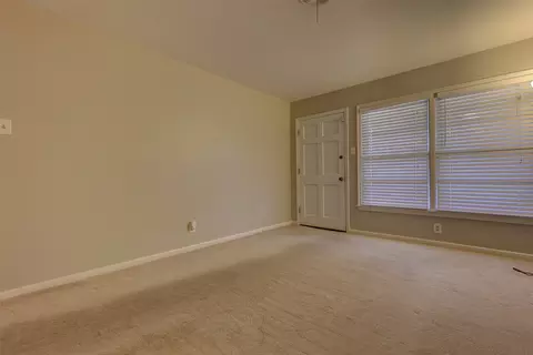 Living - 2012 Mountainview Dr, Waco, TX 76710 photo 5 of 5