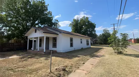 1300 N 9th St, Wichita Falls, TX 76306