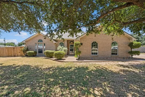 643 Woodard Ln, Bruceville, TX 76630