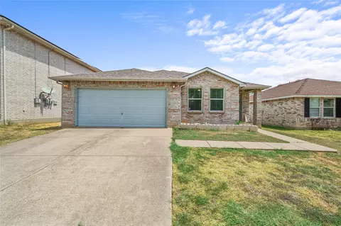 8421 Cotton Valley Ln, Arlington, TX 76002