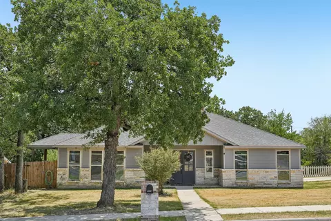 3600 Martin St, Fort Worth, TX 76119