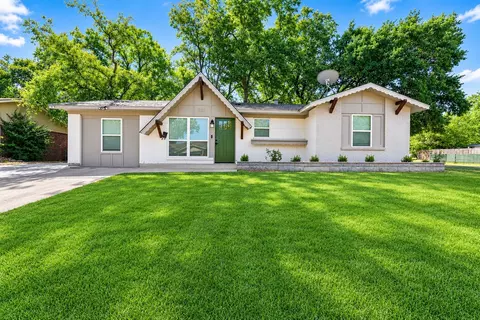 6207 Ivy Hill Rd, Fort Worth, TX 76135
