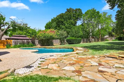 2312 Misty Trail Ln, Flower Mound, TX 75028