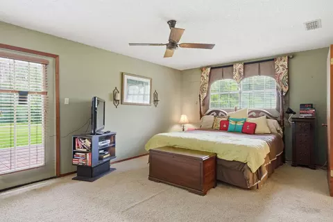 Bedroom - 6146 County Road 334, Tyler, TX 75708 photo 3 of 7