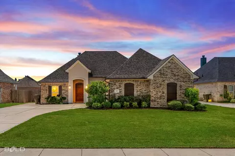 808 Durango Dr, Bossier City, LA 71111