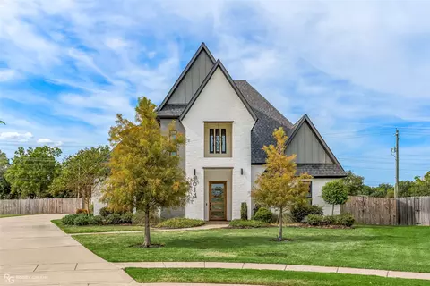 614 Corinth Cir, Bossier City, LA 71111