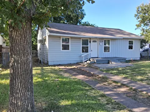 2133 Glenfield Ave, Dallas, TX 75224