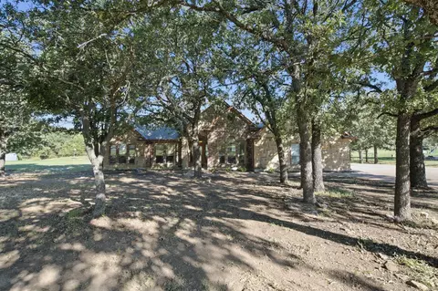 108 Cedar Ranch Dr, Weatherford, TX 76087