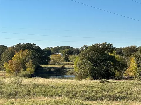 2012 Cuba Rd, Bridgeport, TX 76426