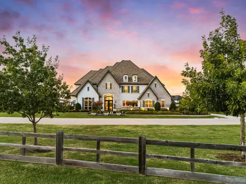 4104 Silverstein St, Flower Mound, TX 75022