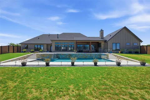 2223 Grass Roots Rd, Tolar, TX 76476