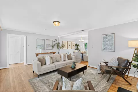649 Peavy Rd, Dallas, TX 75218