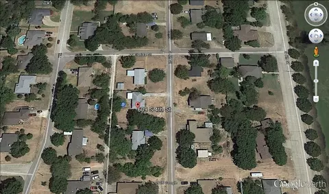 609 S 4th St, Midlothian, TX 76065