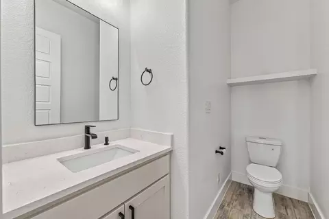 Bath - 8140 Lavender Rd, Springtown, TX 76082 photo 1 of 5