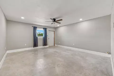 Living - 8140 Lavender Rd, Springtown, TX 76082 photo 5 of 5