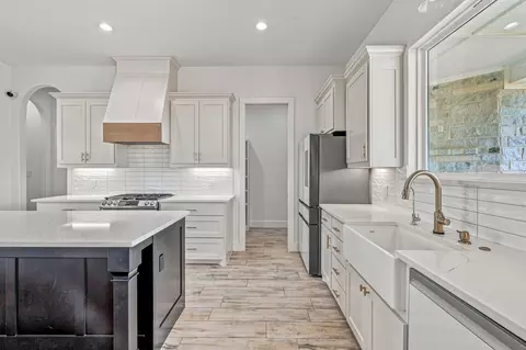 Kitchen - 8140 Lavender Rd, Springtown, TX 76082 photo 2 of 3