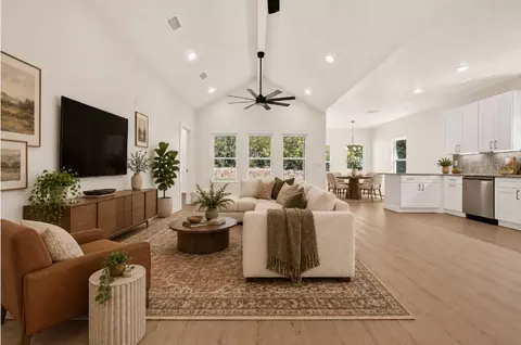 1312 Phoenix Ct, Granbury, TX 76048