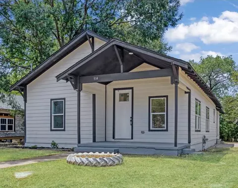 514 N Lee Ave, Sherman, TX 75090