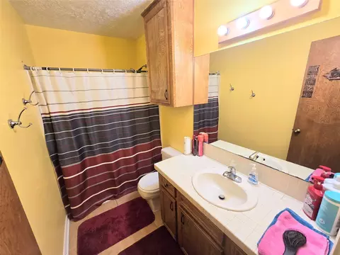 Bath - 178 Coral Gables, Trinity, TX 75862 photo 2 of 3