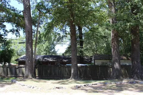 Exterior - 707 Browning Dr, Springhill, LA 71075 photo 10 of 17