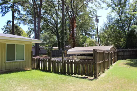 Exterior - 707 Browning Dr, Springhill, LA 71075 photo 13 of 17