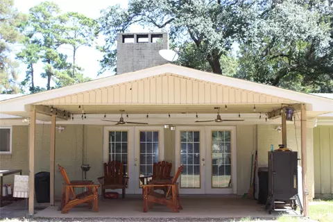 Exterior - 707 Browning Dr, Springhill, LA 71075 photo 8 of 17