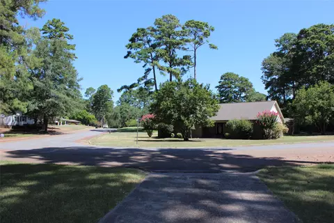 Exterior - 707 Browning Dr, Springhill, LA 71075 photo 14 of 17
