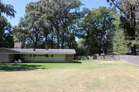 Exterior - 707 Browning Dr, Springhill, LA 71075 photo 15 of 17
