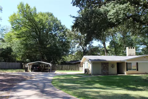 Exterior - 707 Browning Dr, Springhill, LA 71075 photo 4 of 17