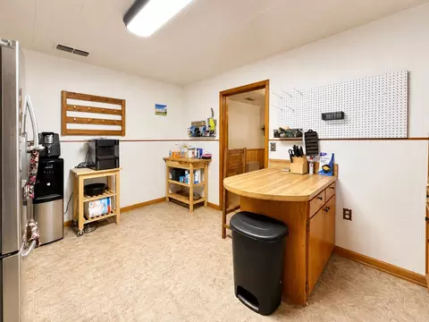 Kitchen - 1 Avenue K E, Haskell, TX 79521 photo 2 of 2