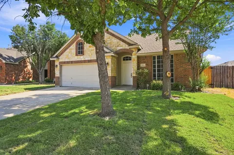 6164 Shad Dr, Fort Worth, TX 76179